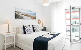 Consolacao Surf & Beach House